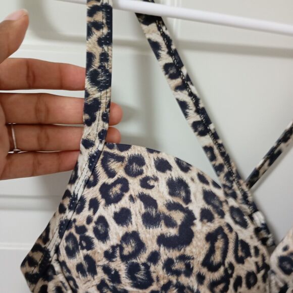 Swimsuit Women's One-Piece , Size M, Black And Animal Print NEW - Picture 4 of 12